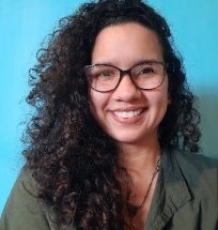 Dr Lara Pinheiro  