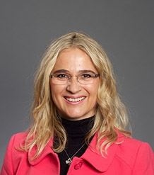 Dr Suzana Pavic  
