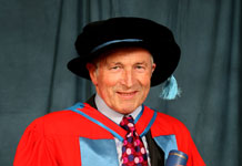 Honorary Graduate Jonathan Dimbleby.