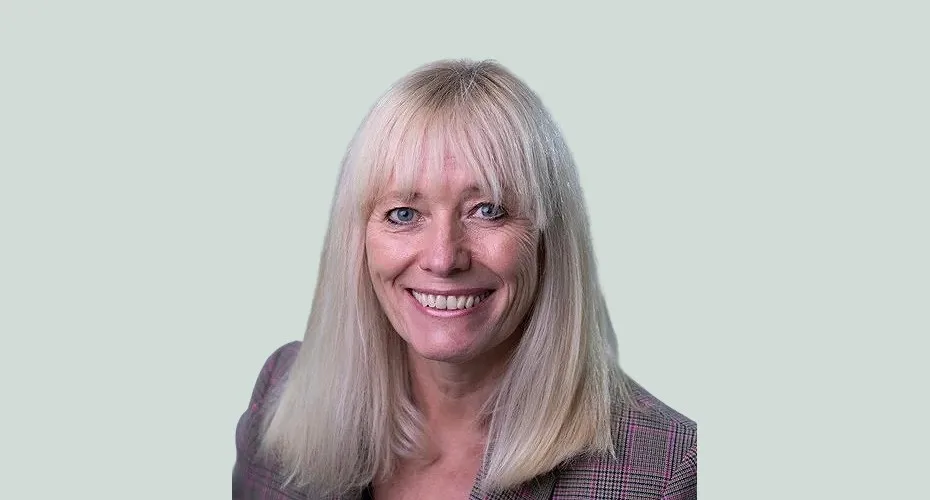 Head and shoulders photo of damaris anderson supple.