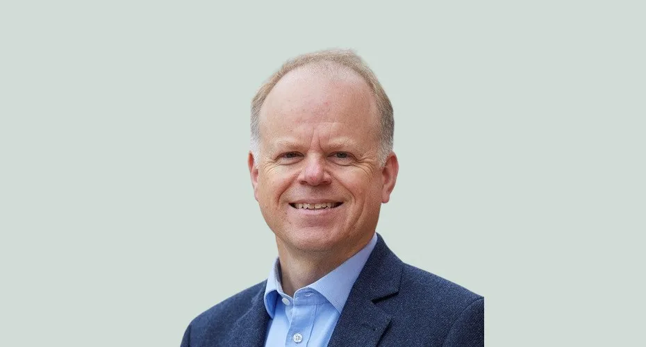 Head and shoulders photo of gareth mostyn.