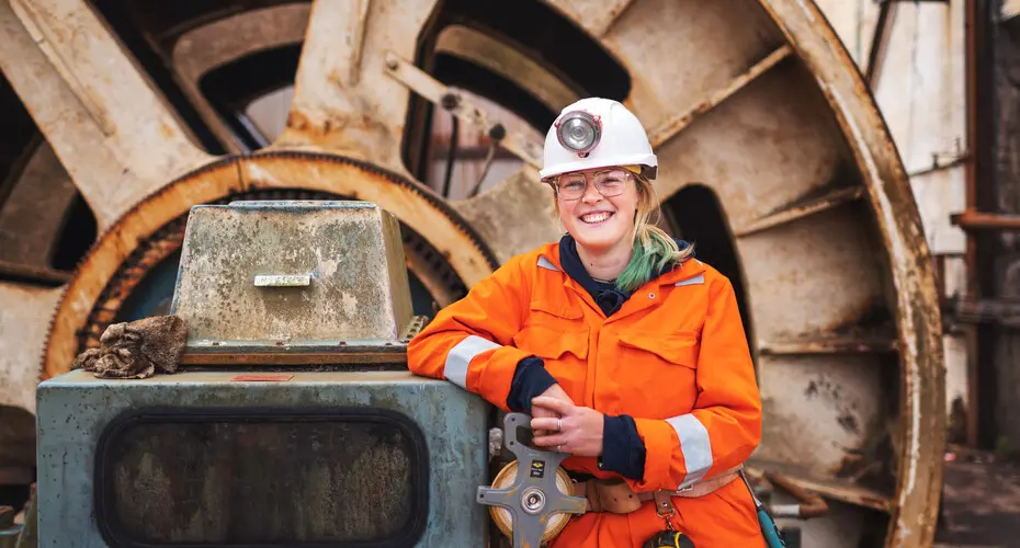 A Degree Apprenticeship student