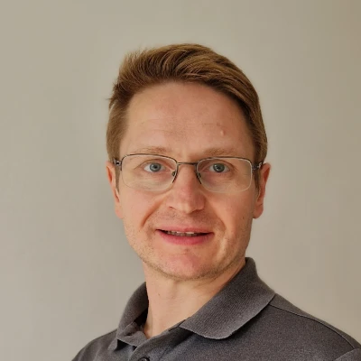 <strong>Dr Markus Mueller</strong>