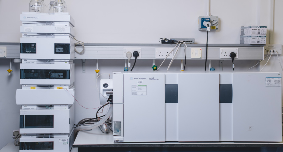 LC triple quadrupole mass spectrometer