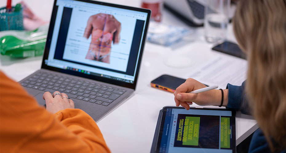 Medical studies with the laptop and tablet