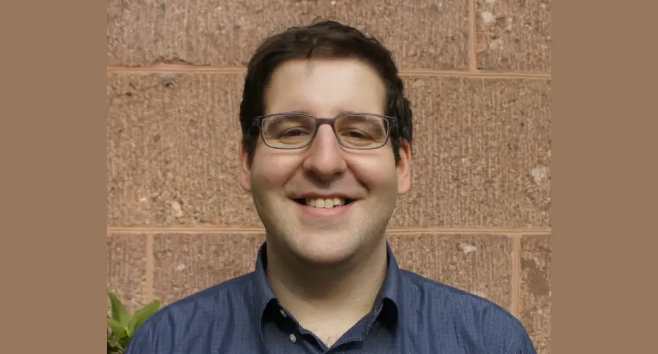 Dr Ethan Addicott