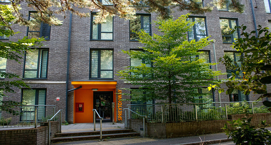 Spreytonway front entrance